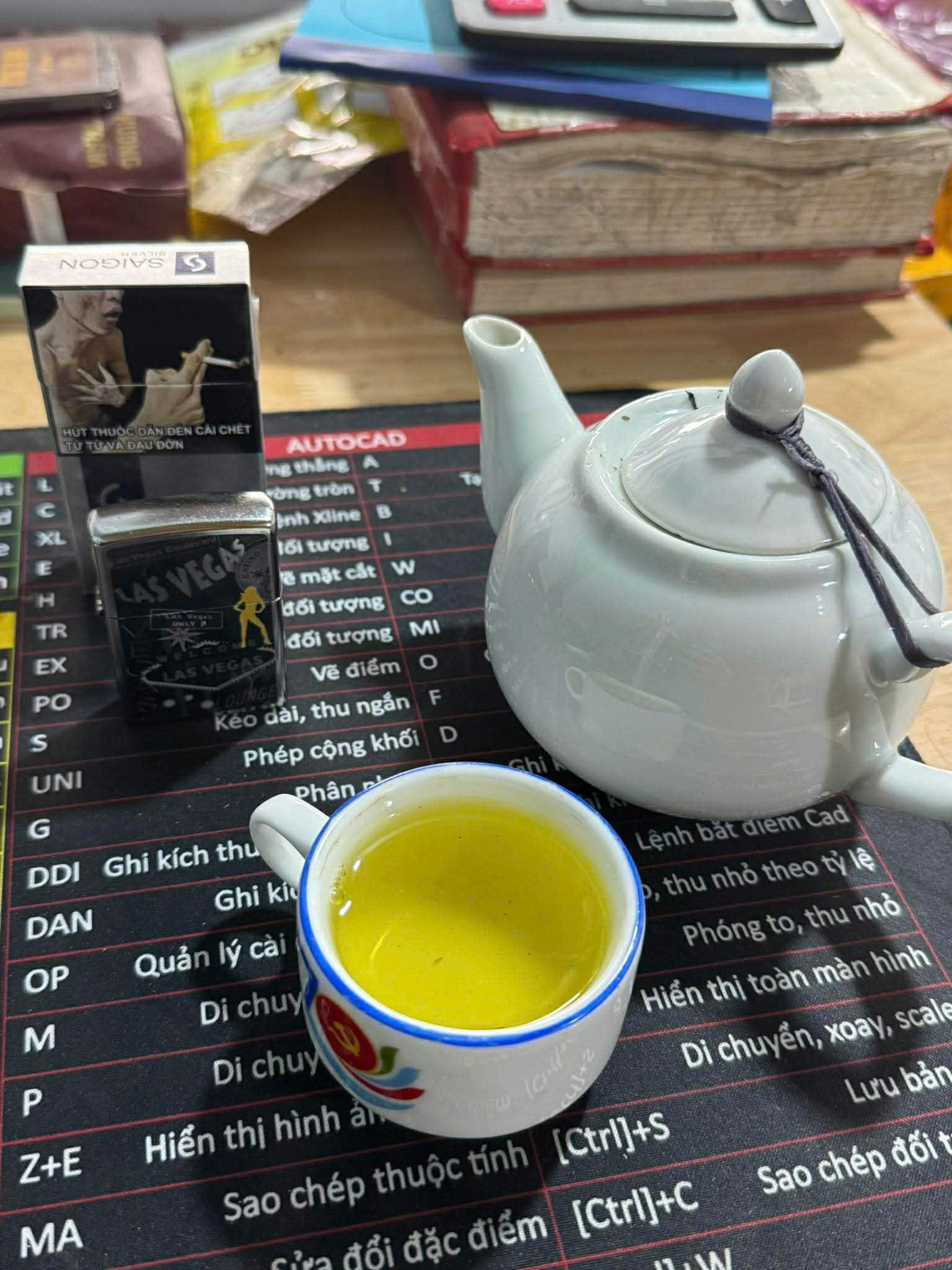Ly trà xanh